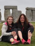 Jasmin und Monika Donner 2014 Stonehenge